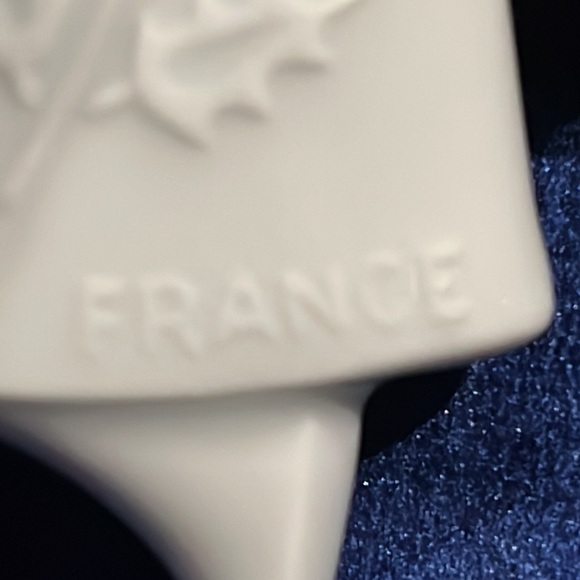 1973 Haviland Christmas ornament France "Dancing Bells" Discontinued - Picture 8 of 11